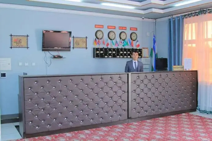 Hotel Adras