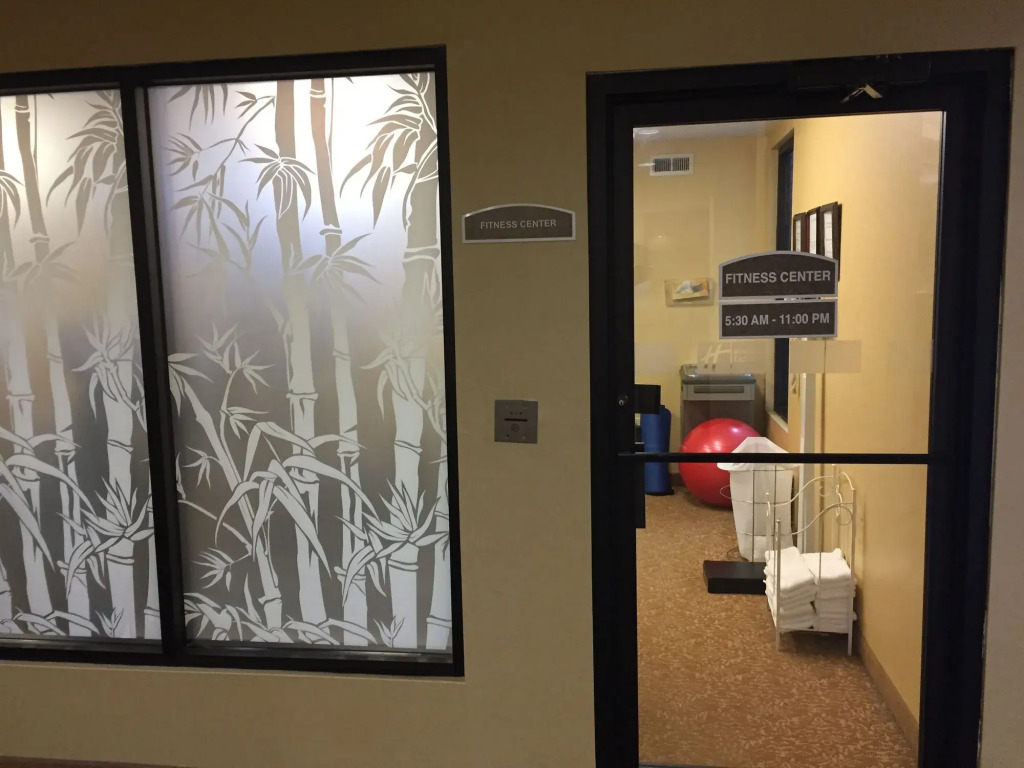 Holiday Inn Express Hotel & Suites Fenton/I-44 by IHG