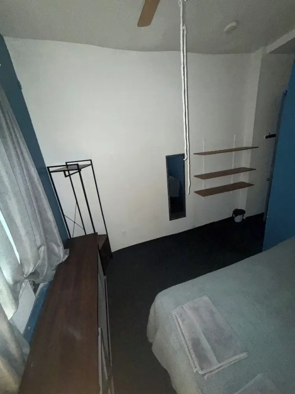 Macaw Guest House