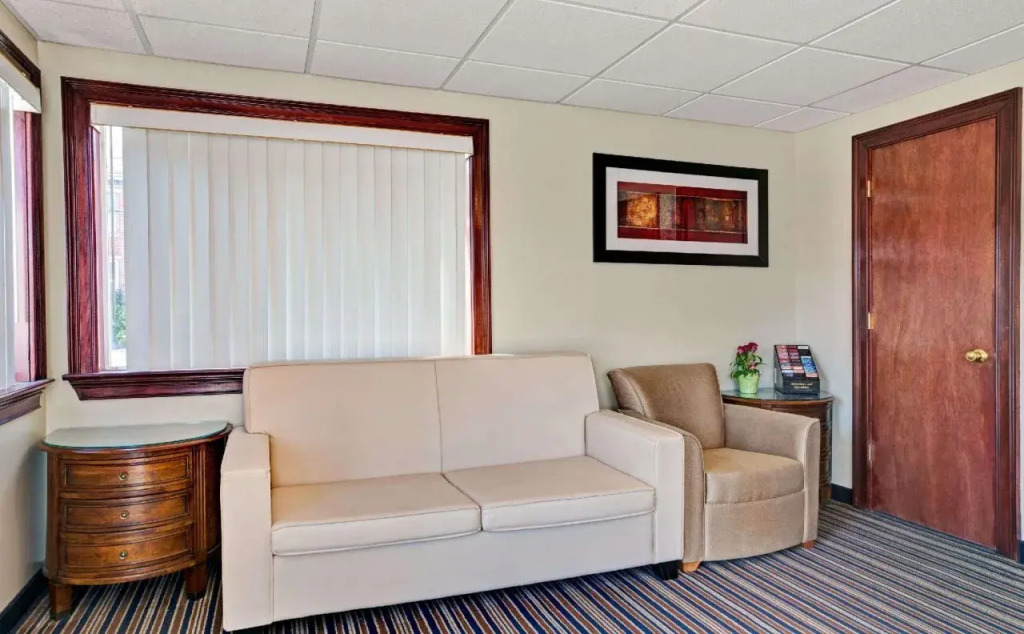 Super 8 by Wyndham Newark DE