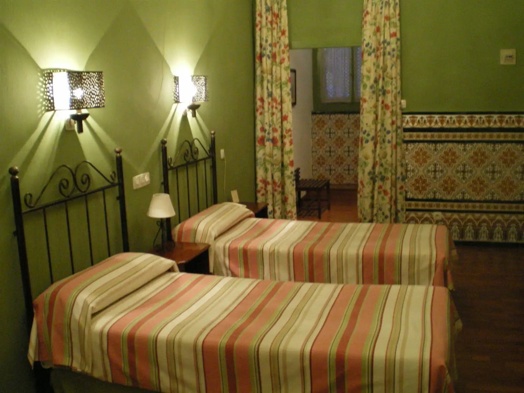 Hotel Abanico Casa Palacio