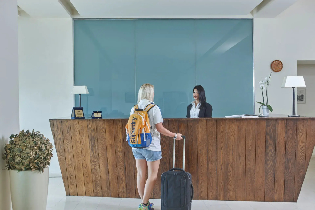 Lucy Hotel