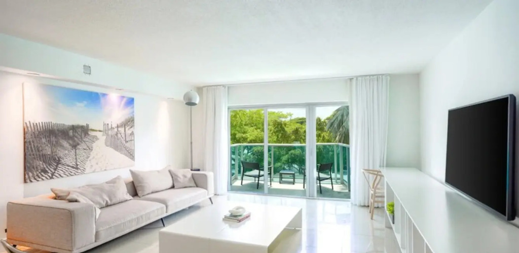 Beach Haus Bal Harbour