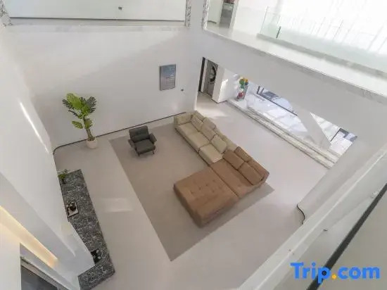 TML-L1 Luxury Villa 6 Rooms 8 Bathrooms (Luxury KTV Room + Pool + Pool Table + Fitness Area)