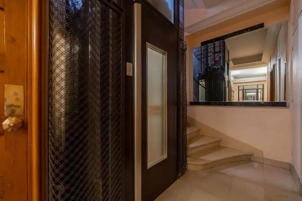 Bonlieu Private apartment