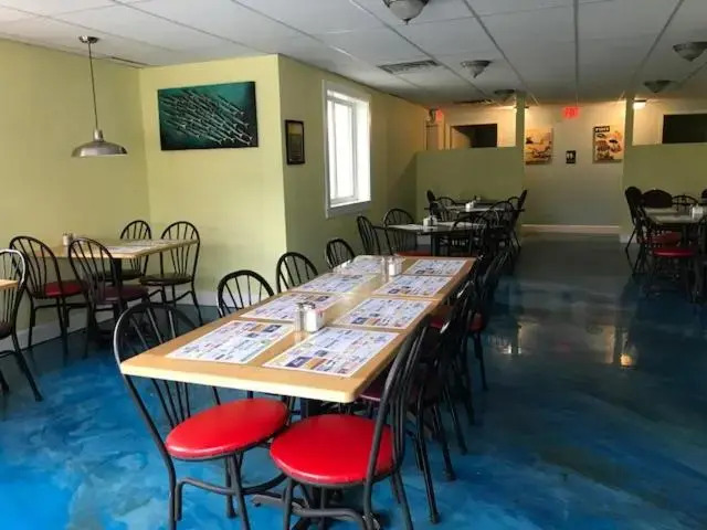 Lake Inn and Restaurant