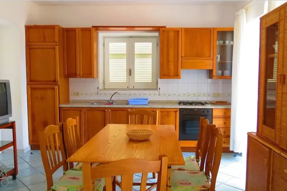 Two Bedroom Apartment In Sant'angelo - Casa Di Iorio