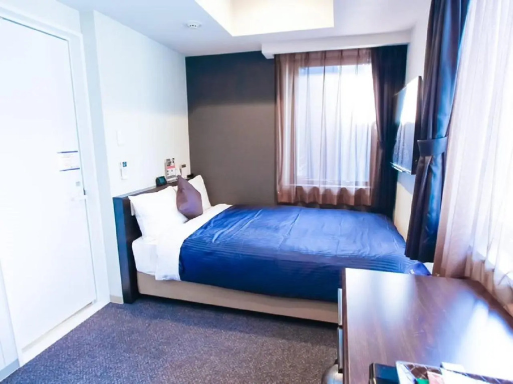 HOTEL LiVEMAX Umeda WEST