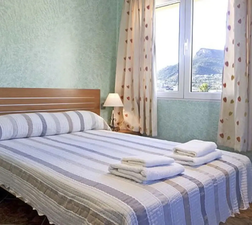 Villa - 8 Bedrooms with Pool and WiFi - 106437