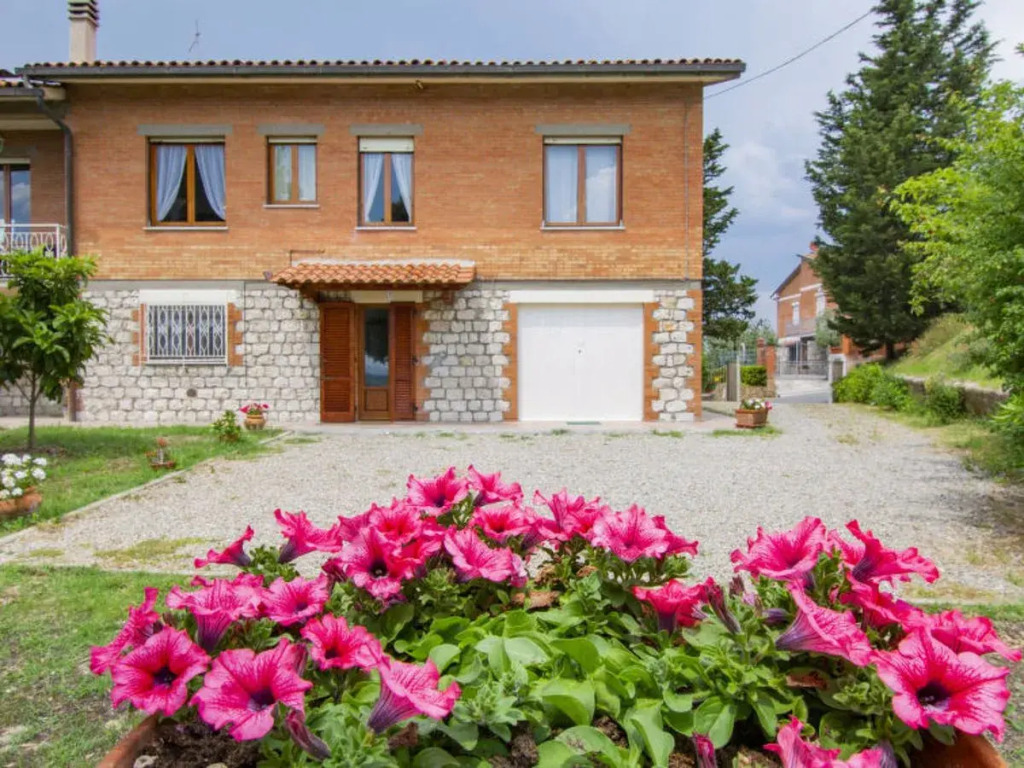 House Miranda Volterra