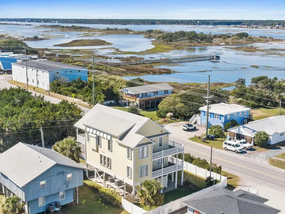 Windansea by Topsail Realty