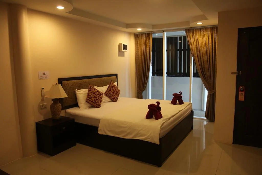 Naiyang Seaview Place Resort