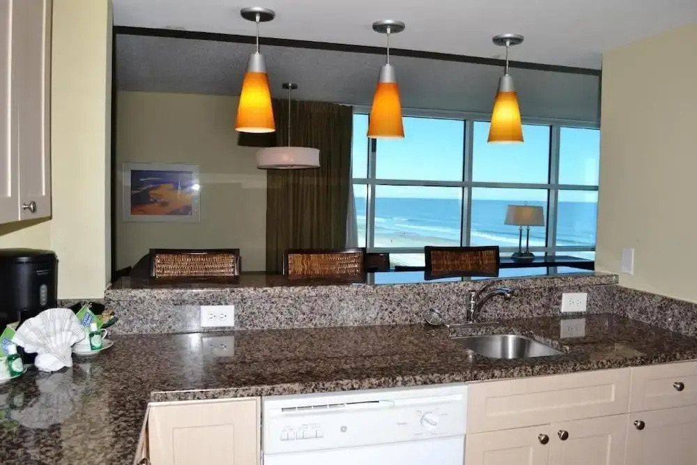 Seaside Resort 1006