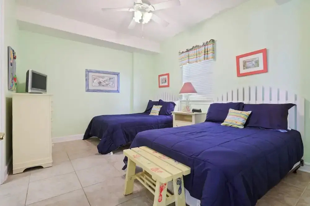 Regency Isle 711 2 BR 2 5 BA Sleep 8 Gulf-front