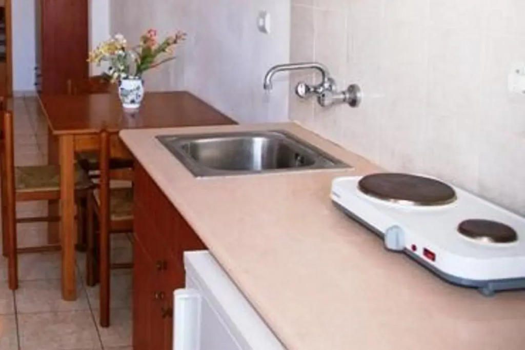 Elgoni Apartments