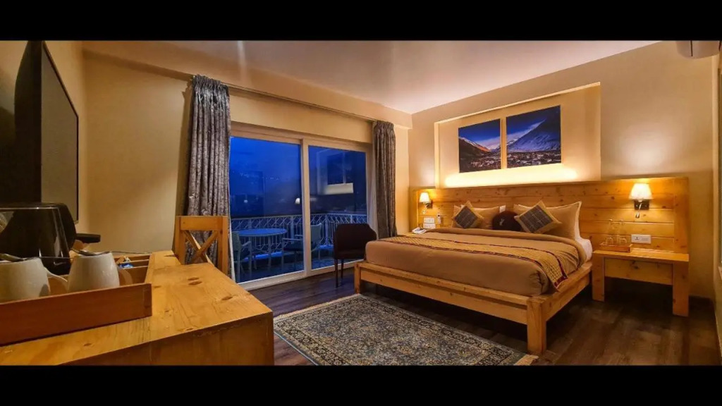 juSTa Birding Resort & Spa - Best Dhauladhar View Resort