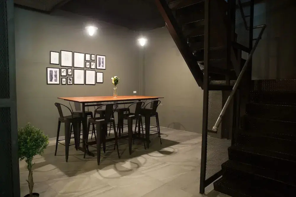 J & P Guest House