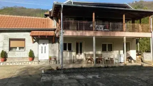 Guest House Green view