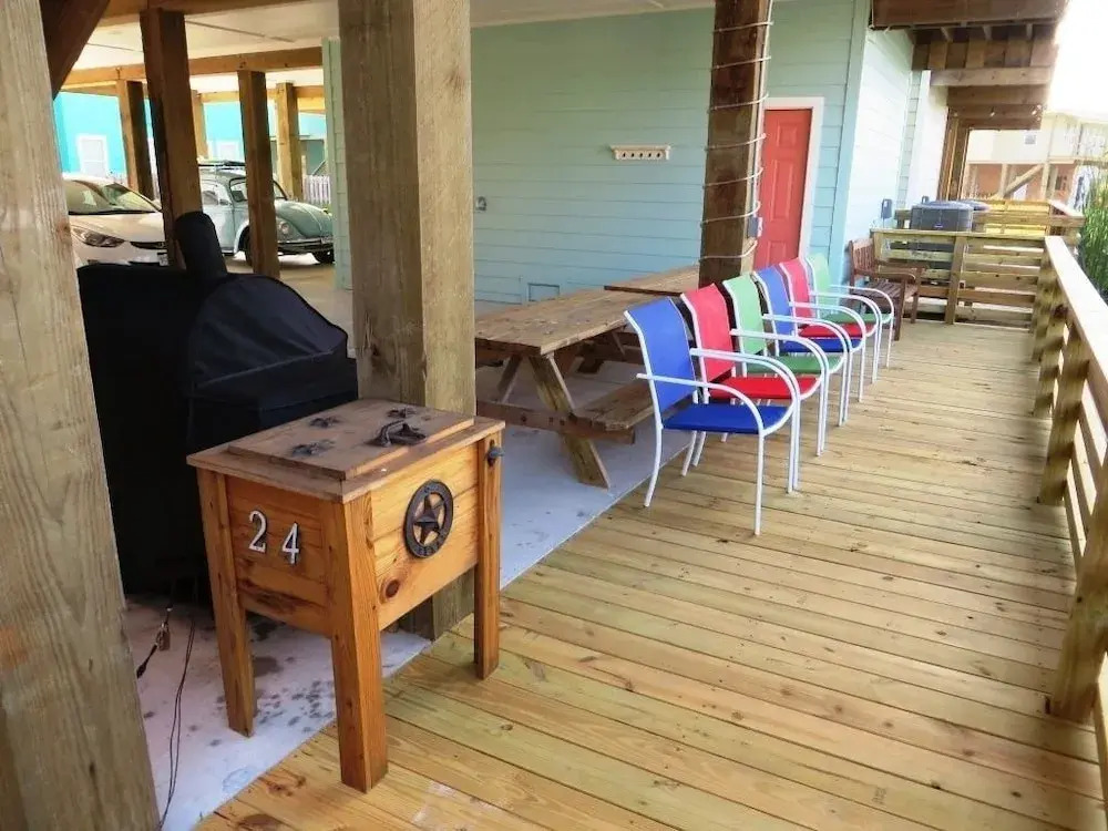 Best Little Shorehouse in Texas 4Br Home