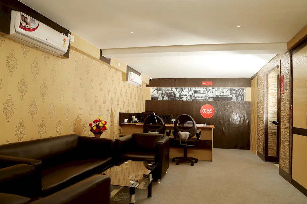 OYO 460 Hotel Ivory Residency