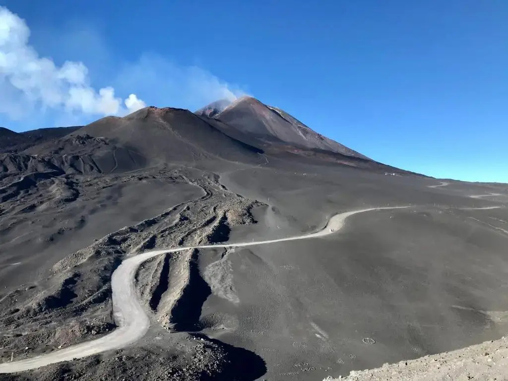 Zaffiro Lavico rooms Etna nature sea