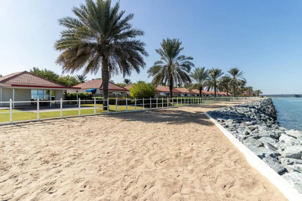 Barracuda Resort