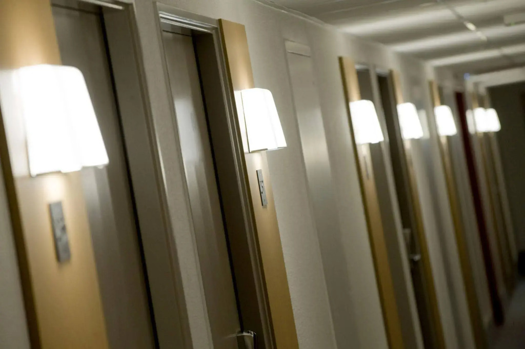 B&B HOTEL CHARTRES Le Forum