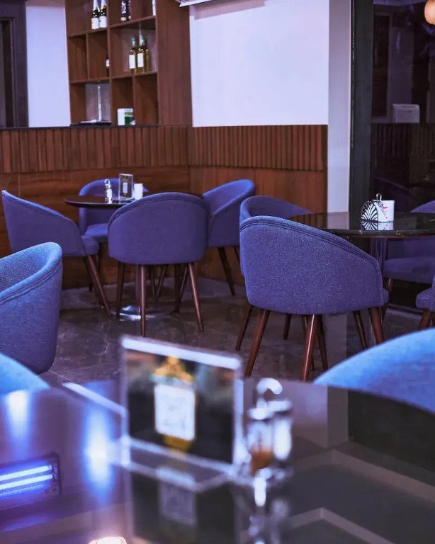 Saint Tropez Hotel and Suites