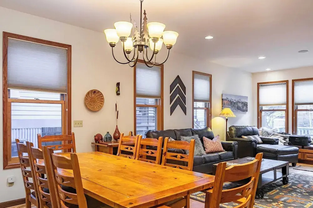 Pacific Street Townhome 514b by Avantstay Cute Townhouse in the Heart of Telluride!