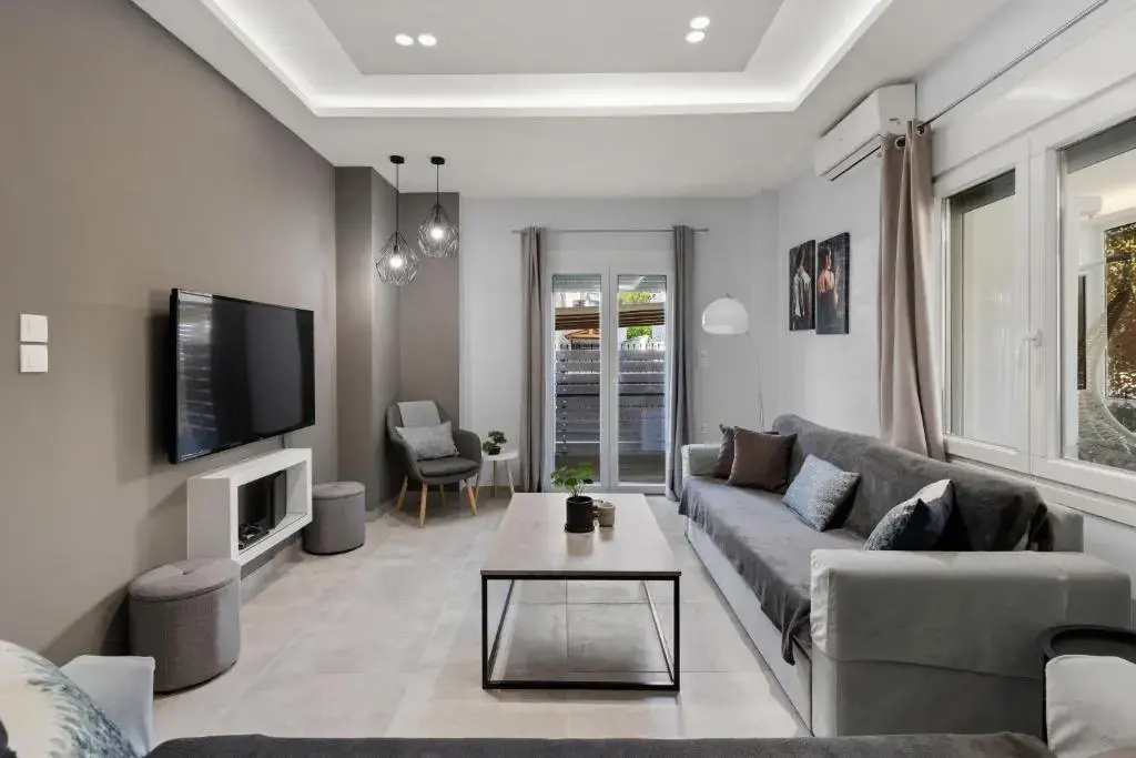 Luxcrib&Spa in Glyfada
