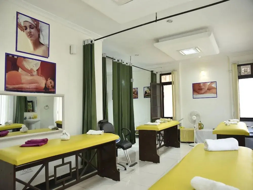 OYO 3266 Kumarhatti