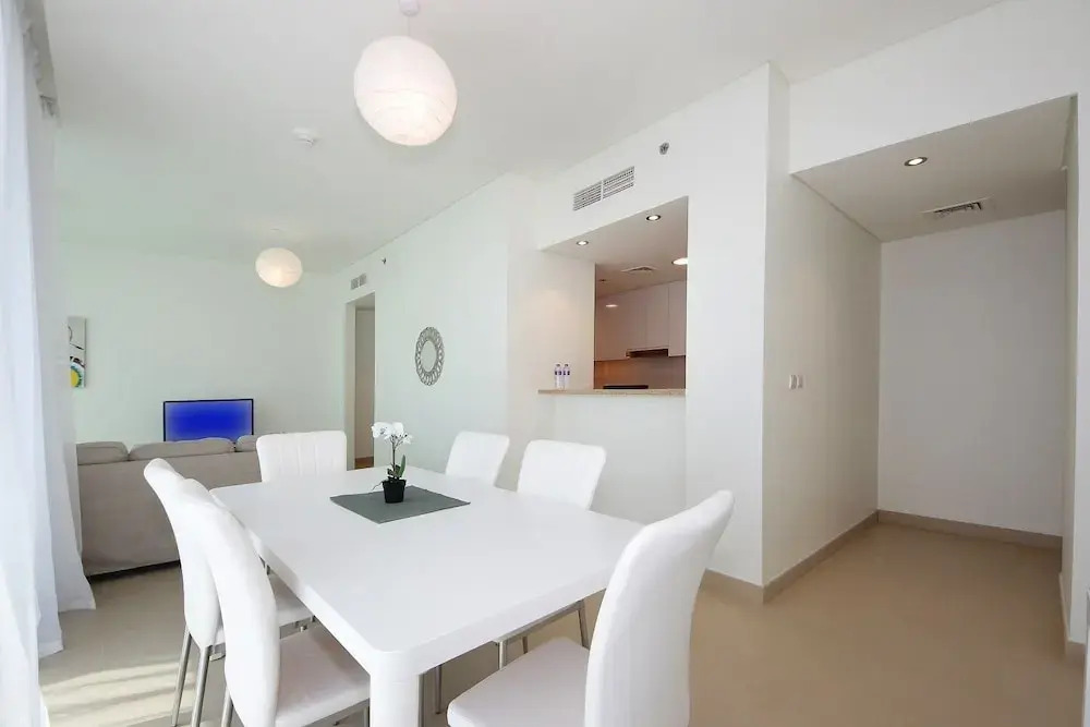 New Arabian Holiday Homes - Burj Vista