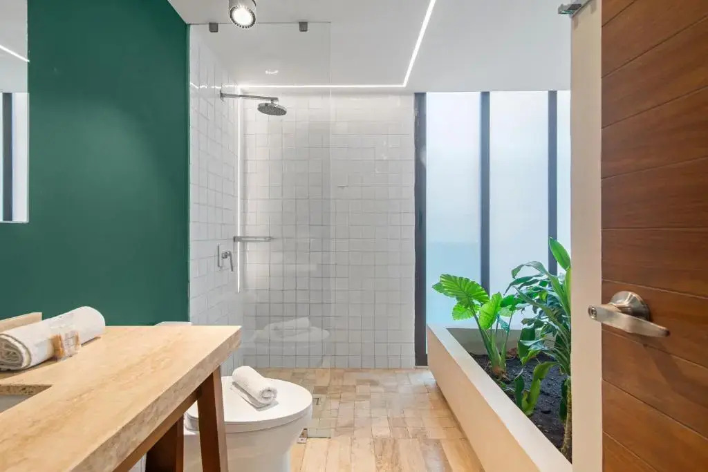 305 Luxury Penthouse with Private Pool