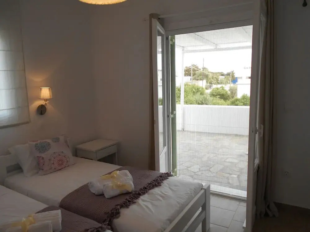 Dahlia Apartments And Studios