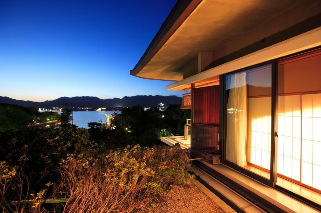 Отель Miyajima Grand Hotel Arimoto