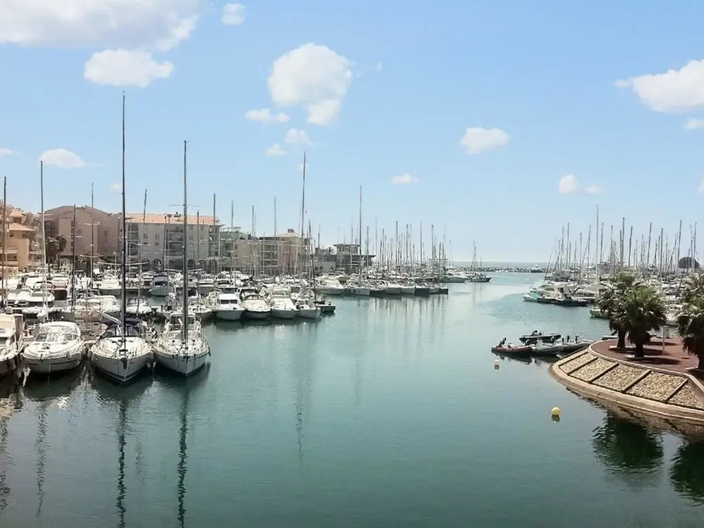 Apartment With 2 Bedrooms in Fréjus, With Balcony and Wifi