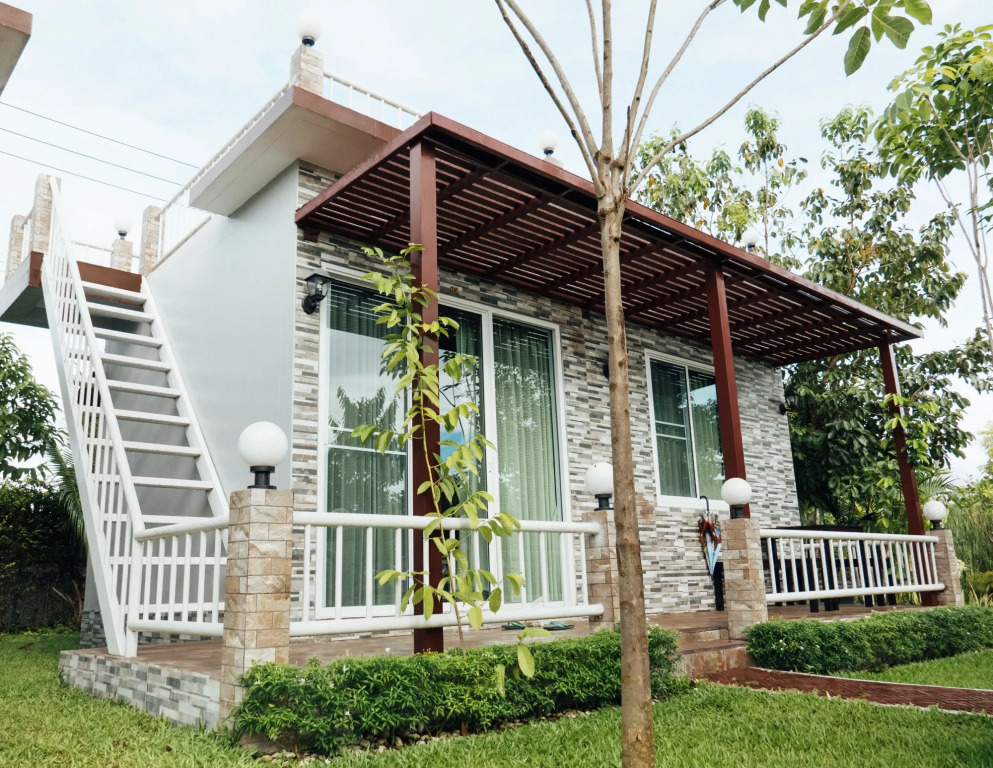 Rai Fahpratan Home and Garden