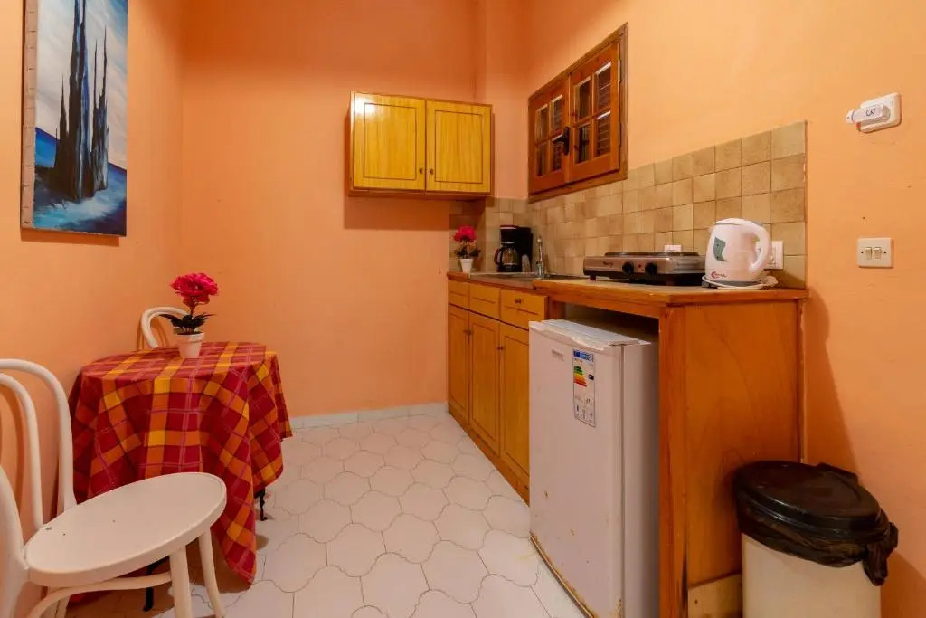 Villa Olive apartments