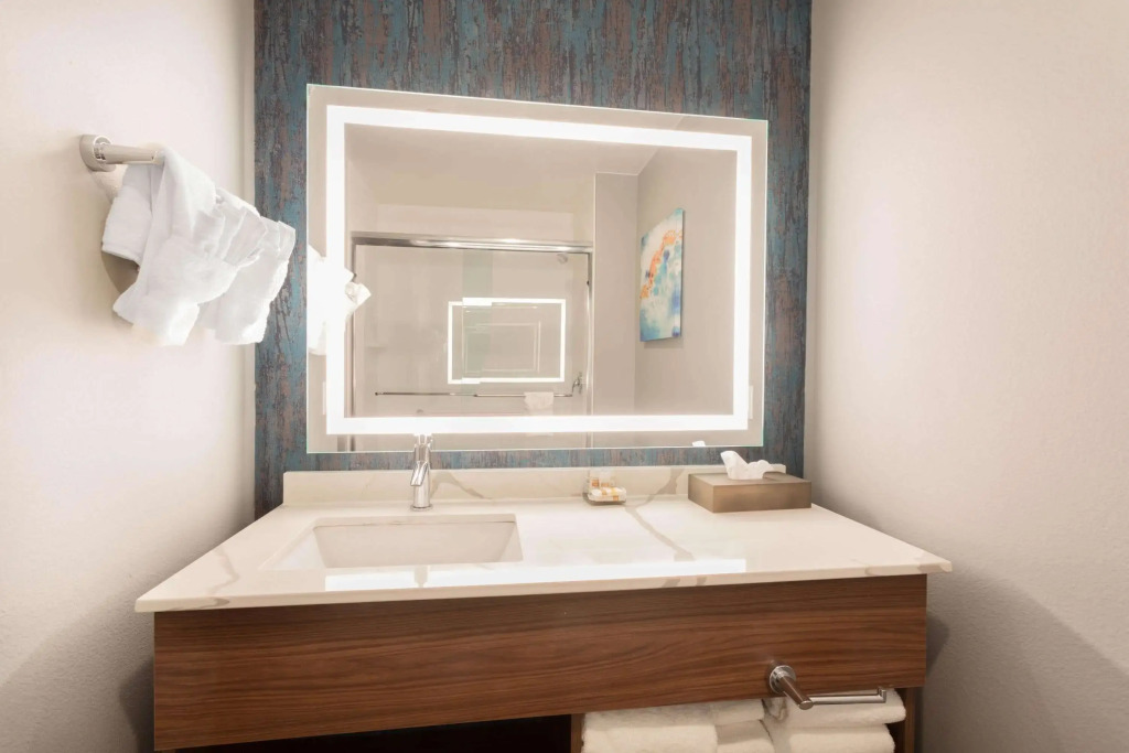 La Quinta Inn & Suites Limon by Wyndham