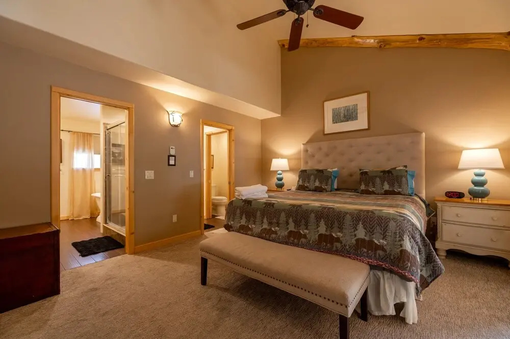 45 - Half Stone Lodge 6 Bedroom Home by Redawning