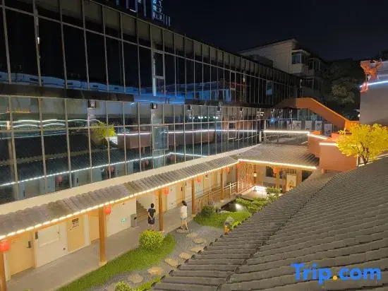 Nanchang Huixin Holiday Hotel (Nanchang Station Hengmao Dream Times Square)