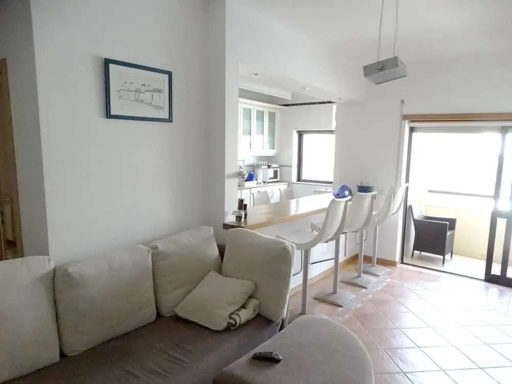 Apartment With 2 Bedrooms in Buarcos, With Furnished Balcony - 500 m F
