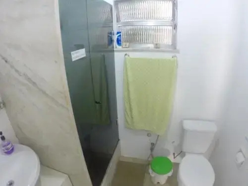 2 Quartos No Coracao Do Leblon Leb12