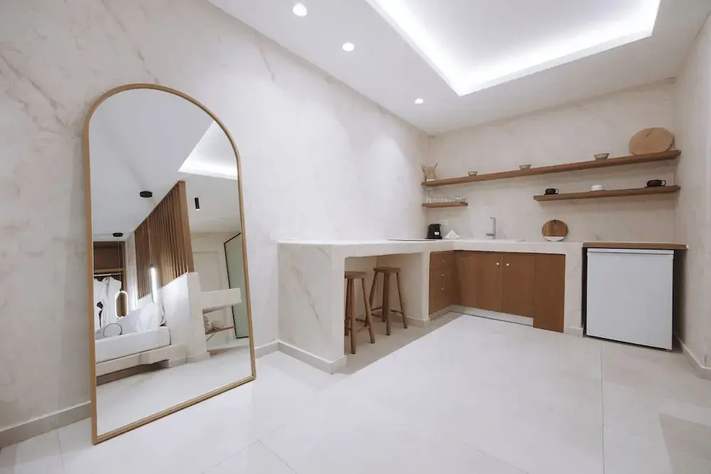 Pnoe Luxury Suites