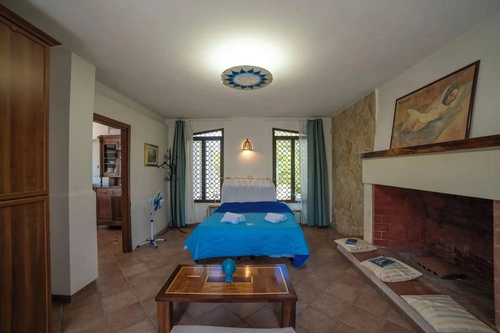 Villa Lisa with huge Pool and Garden