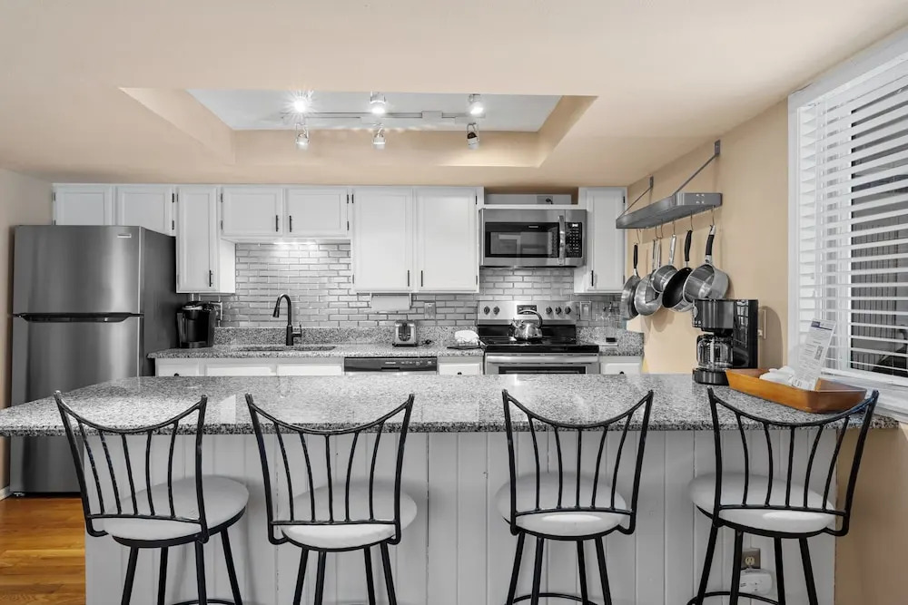 Creekside Condos #A7 by Summit County Mountain Retreats