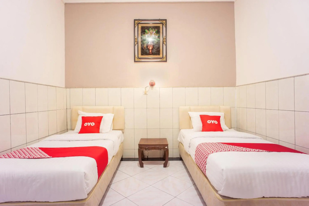 OYO 2180 Vina Vira Hotel