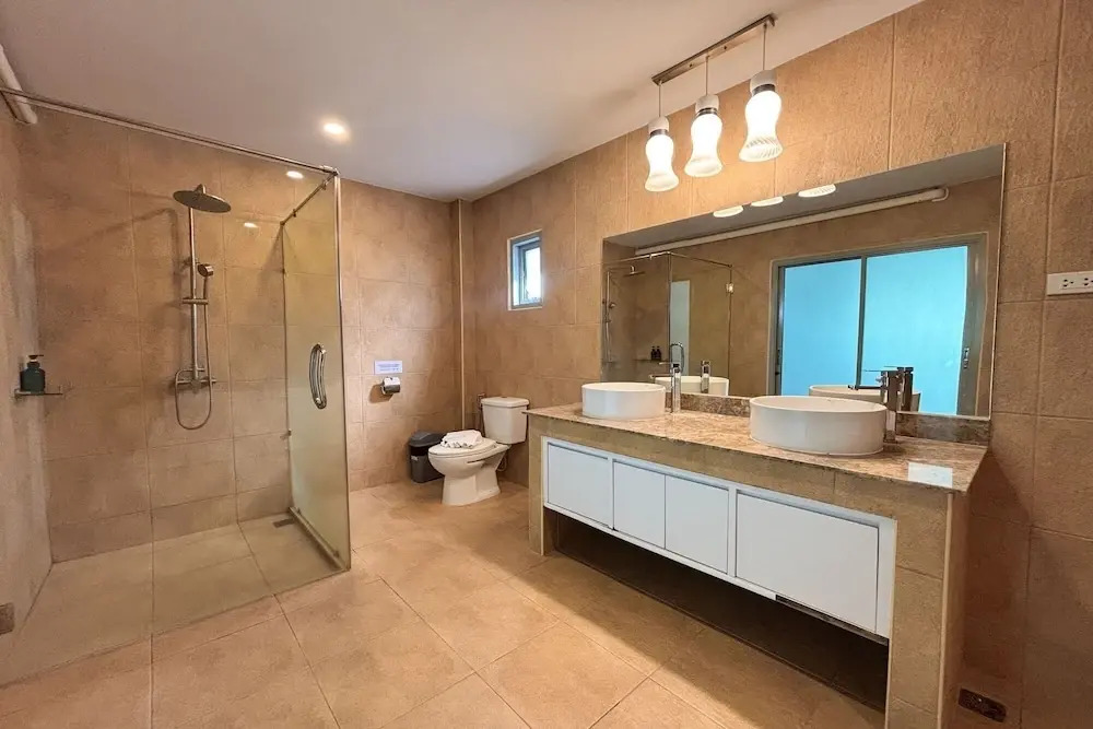 Grand Villa Ishu 4BR Private Pool