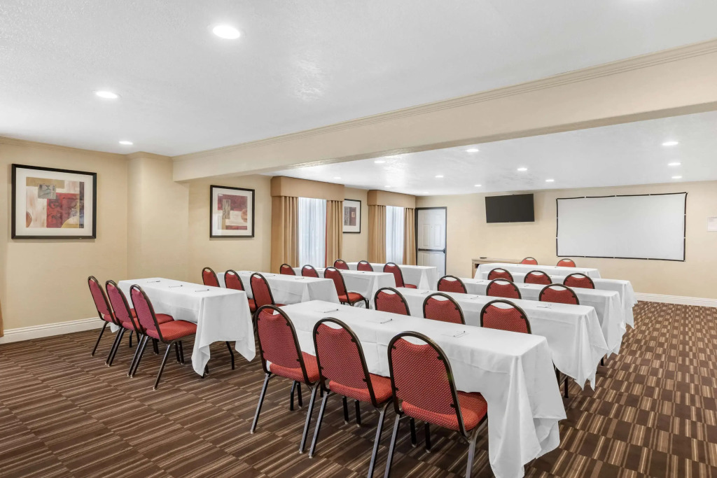 Best Western Plus Ontario Airport & Convention Center