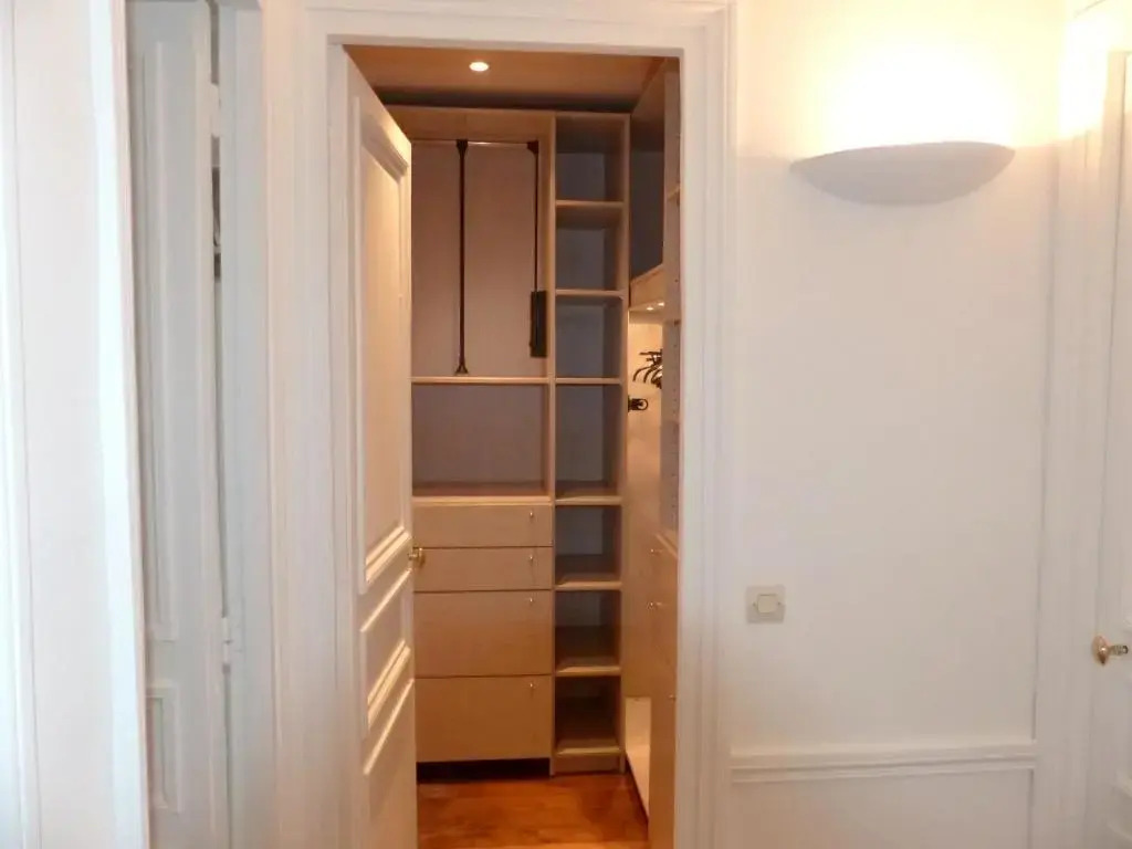 Marvellous Sunbathed 3BR at the heart of Paris